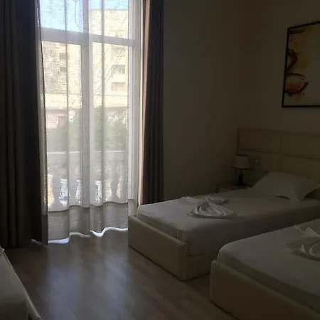 Living Hotel 3*