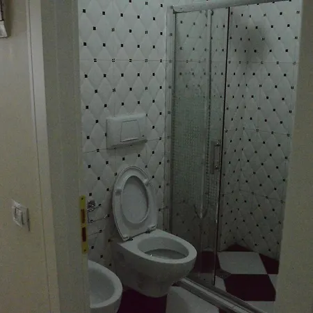 Living Hotel 3*