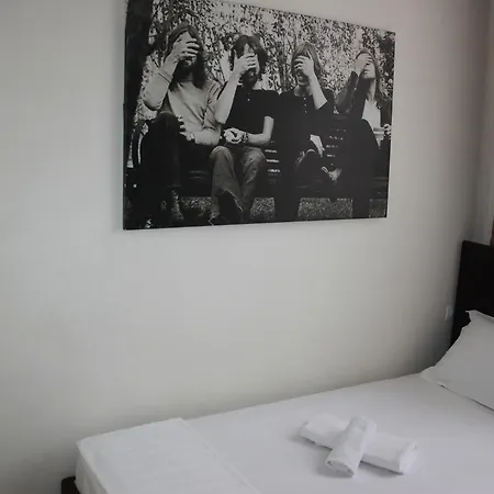 Hotel Living Tirana